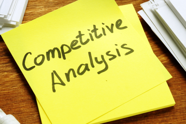 4 REASONS TO CONDUCT A COMPETITIVE ANALYSIS